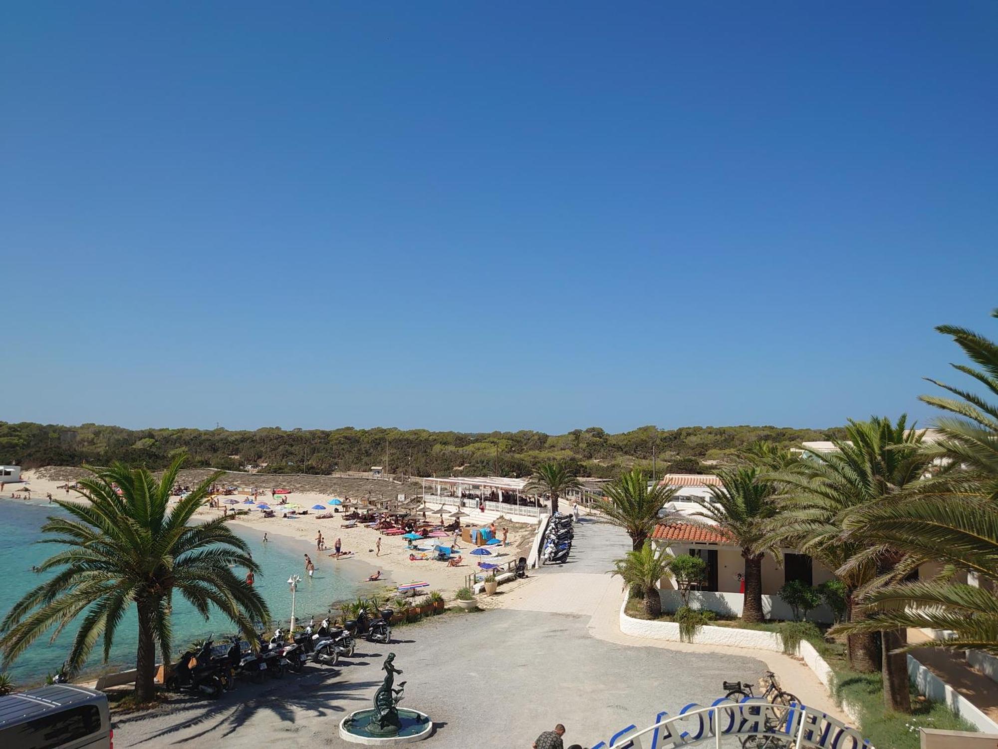Hotel Roca Bella Es Pujols Eksteriør bilde